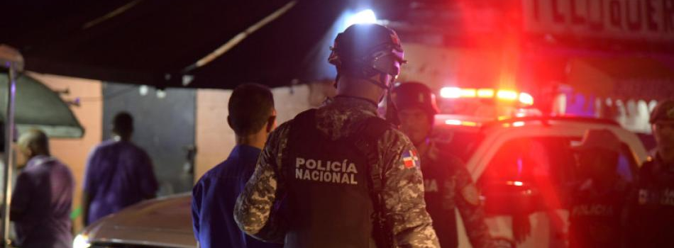 Policías que impidan a ciudadanos grabación de arrestos serían penados con hasta un año de prisión