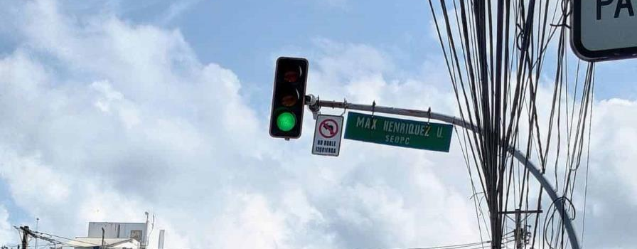 El Intrant instala señalizaciones de giros prohibidos y rutas alternas en cruces de la Lope de Vega