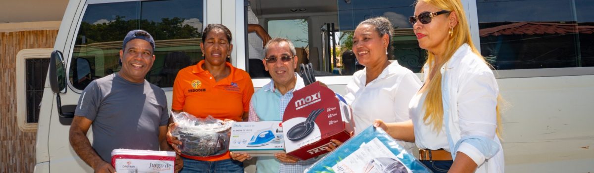 Más de 160 familias afectadas por inundaciones reciben ayudas