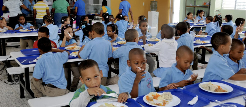 Investigan una colusión en licitación del INABIE